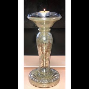 Silvertone pedestal candle holder